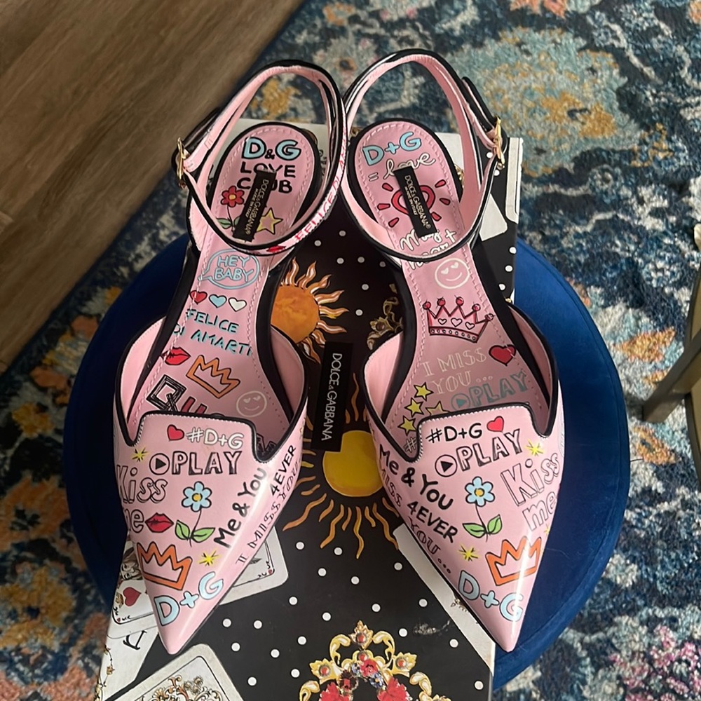 Dolce & Gabbana Graffiti Print Flats *RARE*
